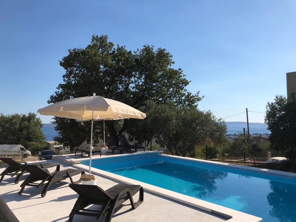 The View Split. Highlight With Roof-Top-Terrace And Pool Kastela Exterior photo