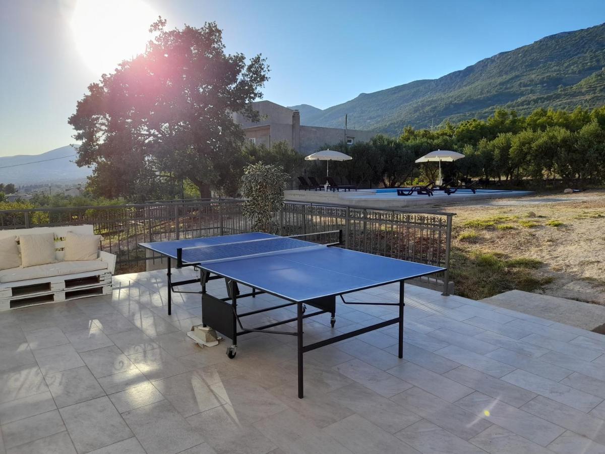 The View Split. Highlight With Roof-Top-Terrace And Pool Kastela Exterior photo