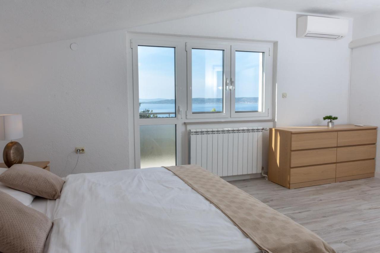 The View Split. Highlight With Roof-Top-Terrace And Pool Kastela Exterior photo