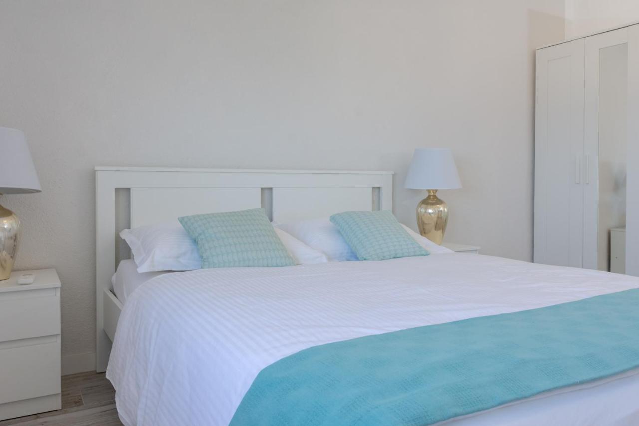 The View Split. Highlight With Roof-Top-Terrace And Pool Kastela Exterior photo